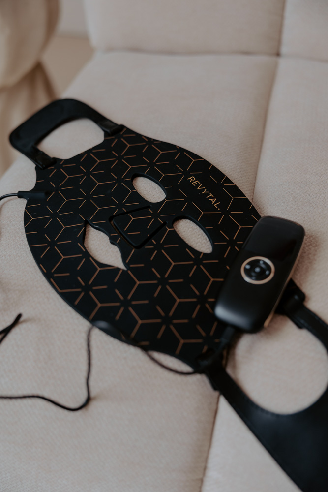 LED Face Masks - Image 3
